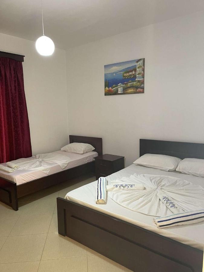 Vila Ronaldo Apartment Ksamil Exterior photo